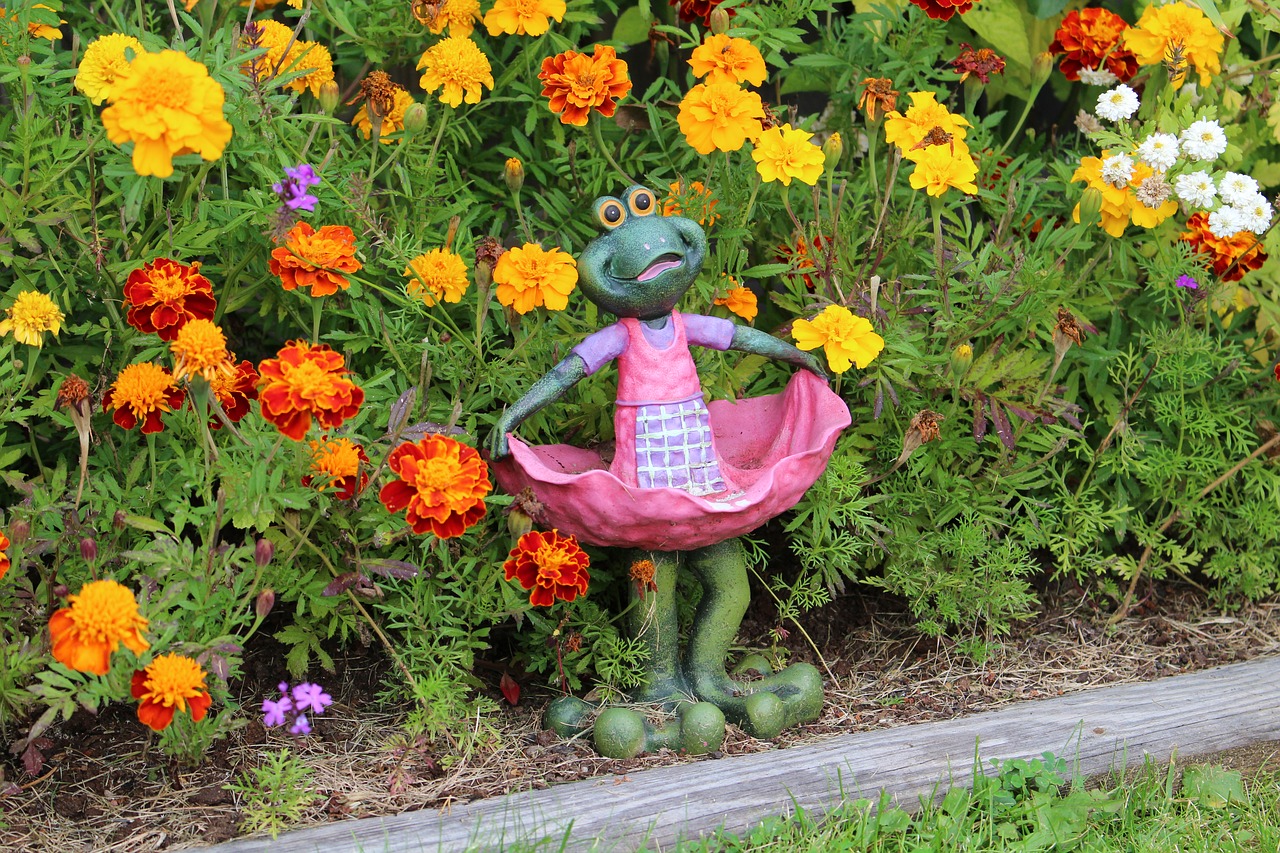 Image - frog flowers greenery summer