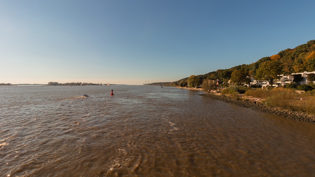 Image - hamburg blankenese elbe elbe beach