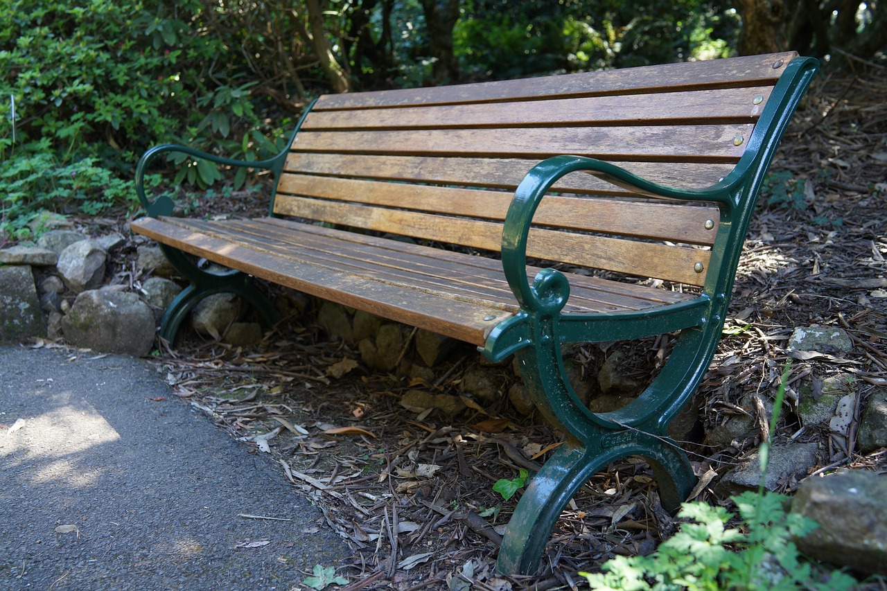 Image - bench public seating