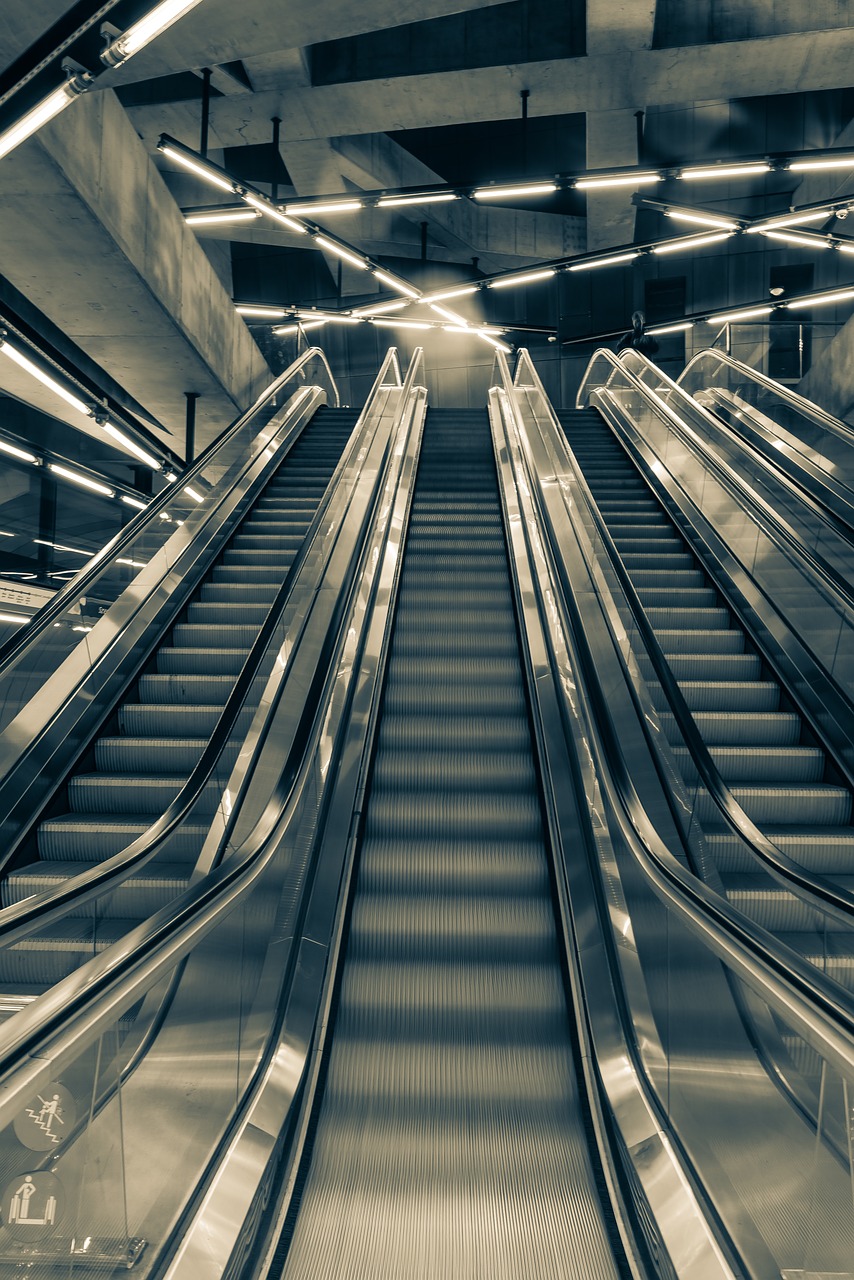 Image - metro escalator lights