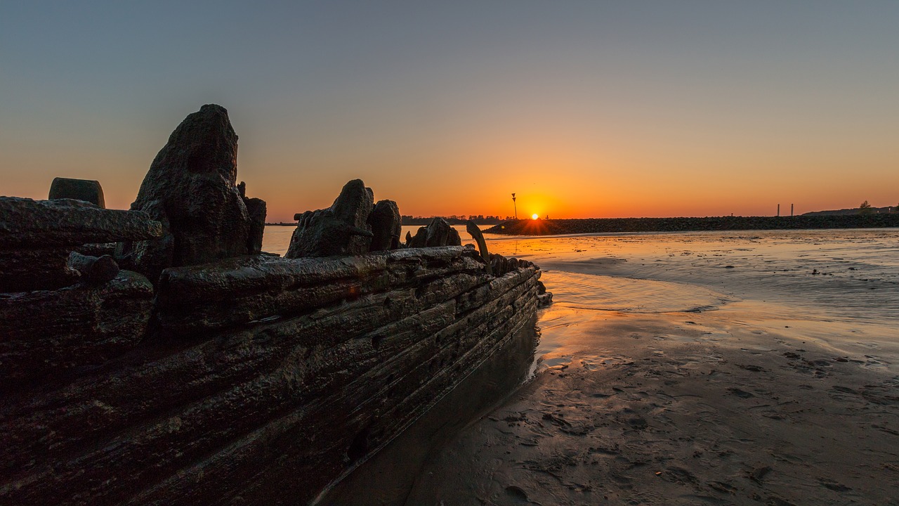 Image - hamburg beach blankenese