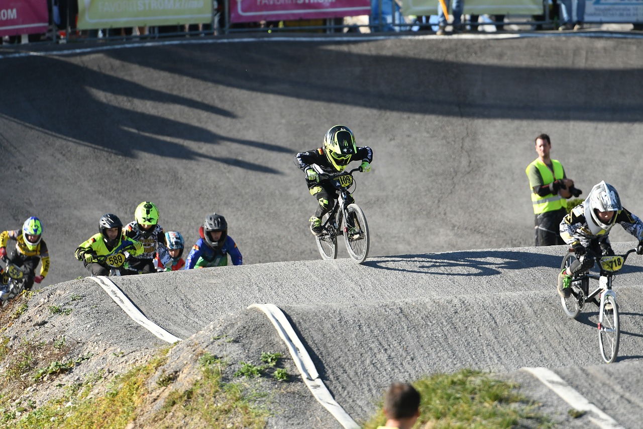 Image - bmx race action cyclists