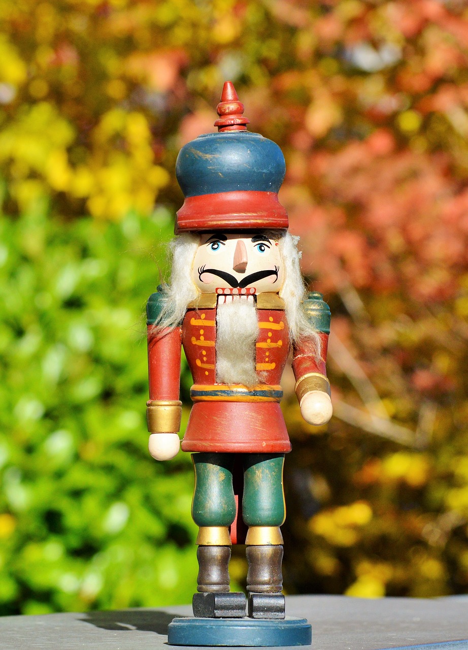 Image - nutcracker figure holzfigur nuts