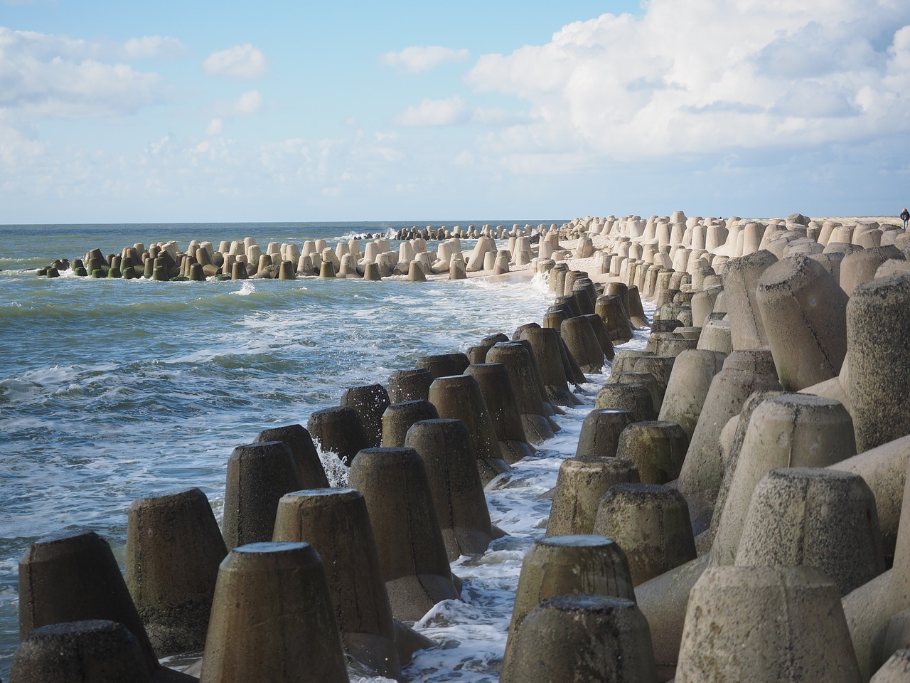 Image - tetrapods concrete blocks