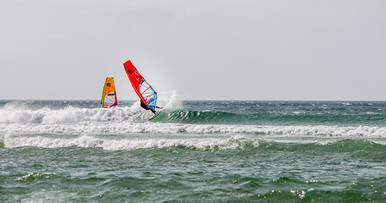 Image - windsurfing waves cornwall water