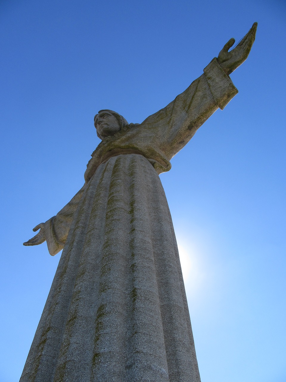 Image - jesus monument sculpture the art of