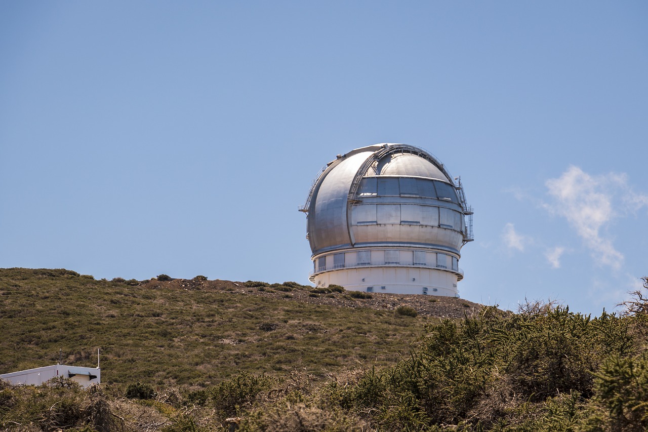 Image - astronomical observatory telescope