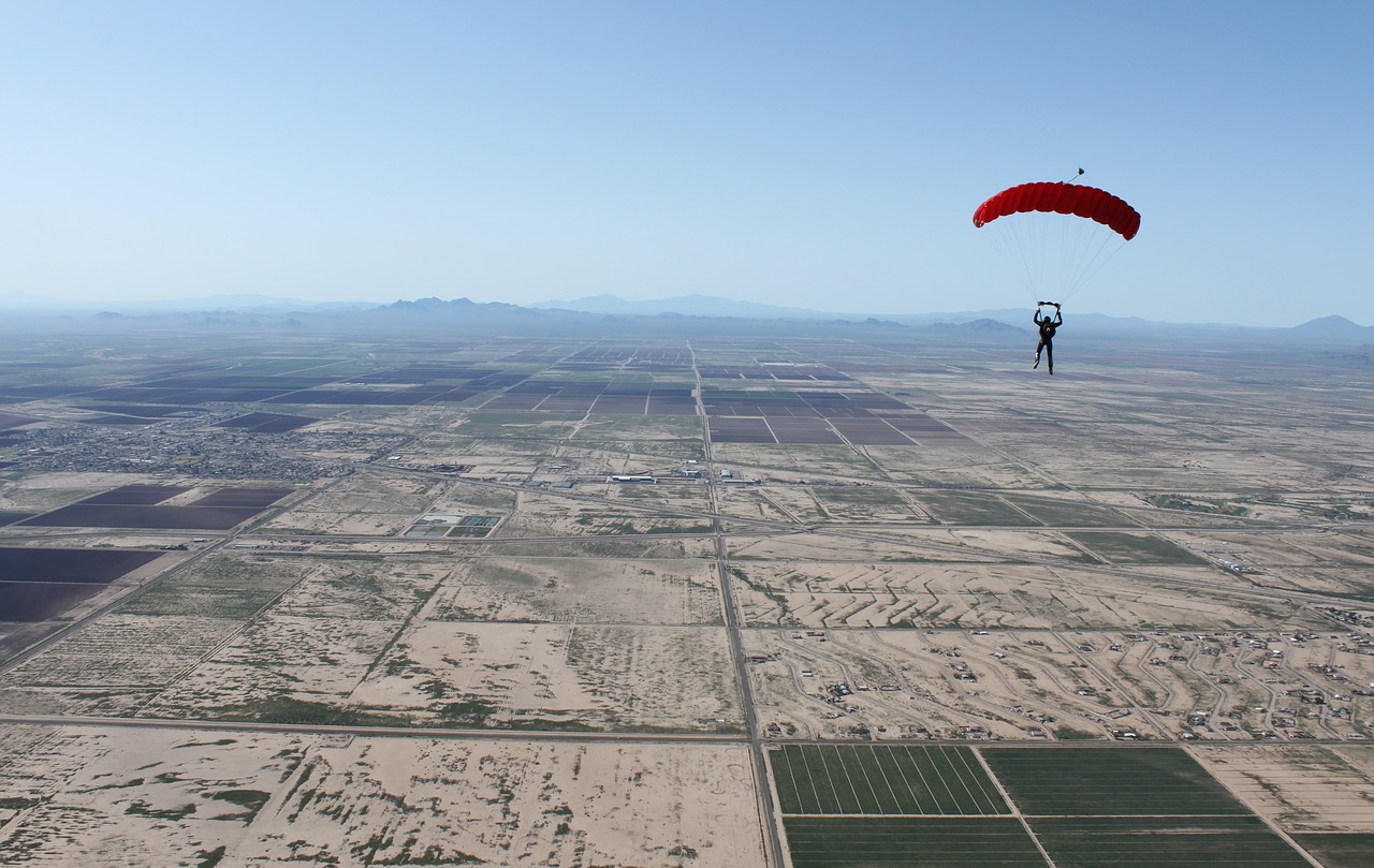 Image - skydive parachute desert horizon