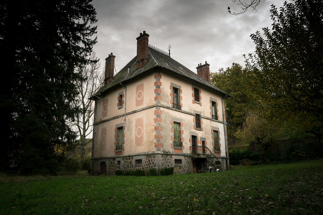 Image - house former urbex facade