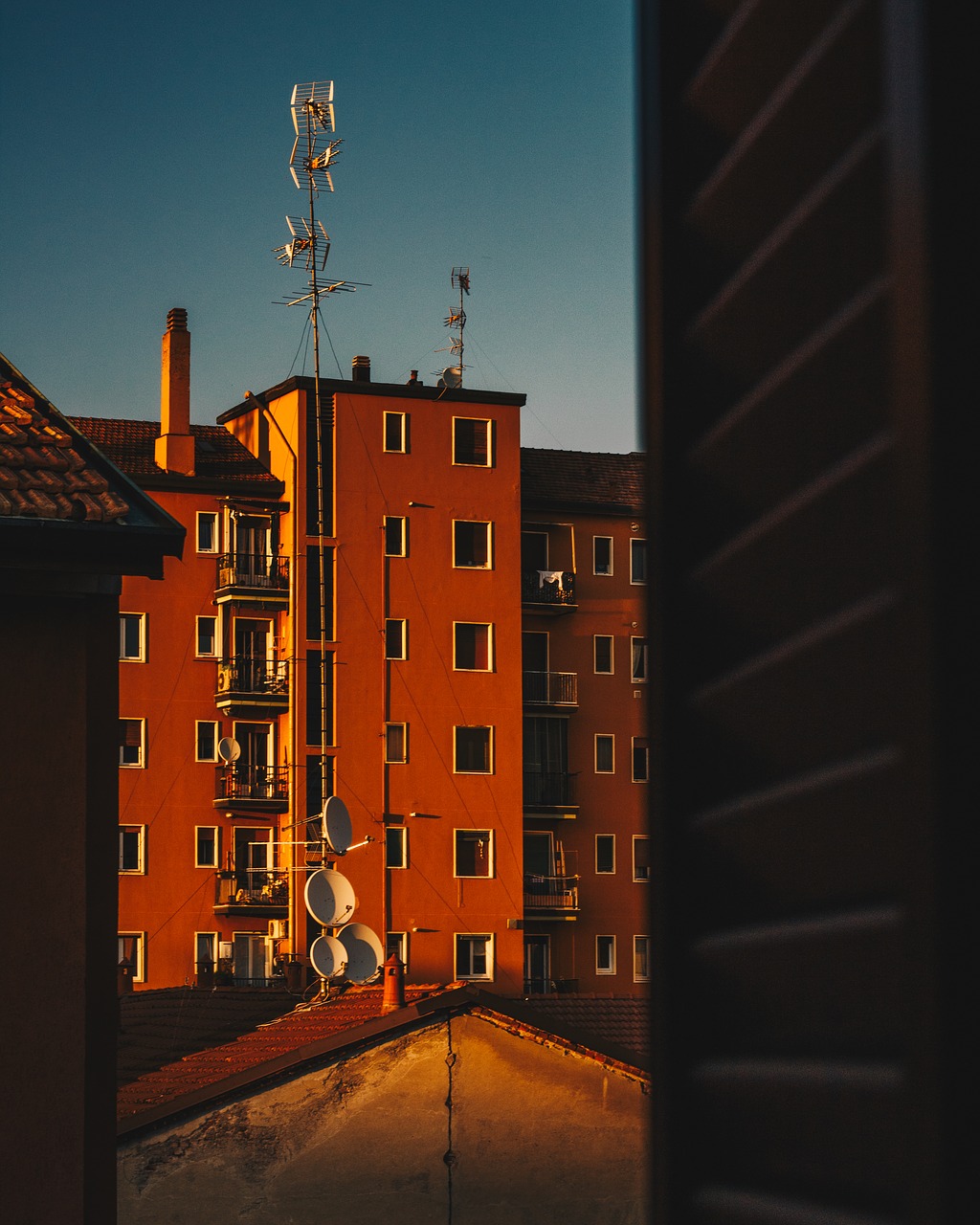 Image - milan sunset city sky architecture