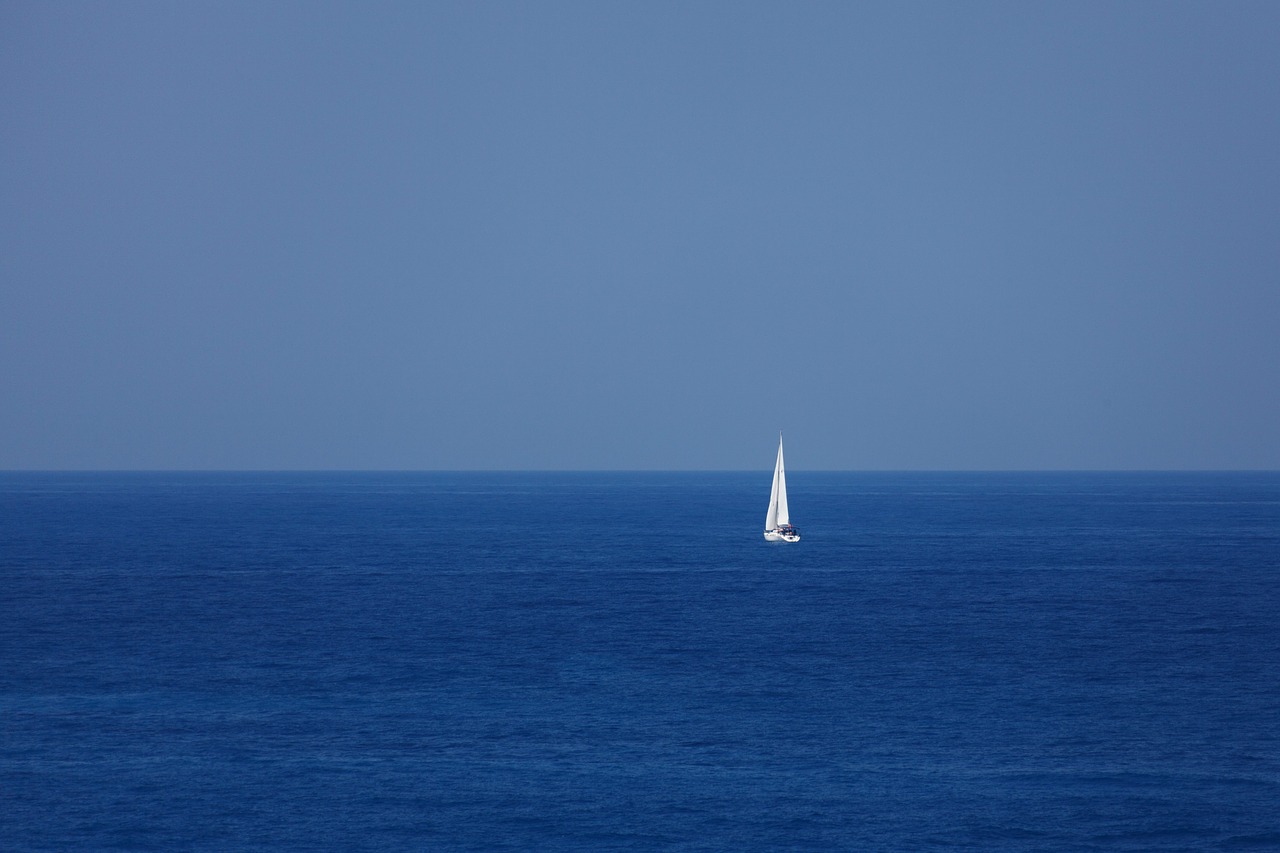 Image - blue boat freedom horizon ocean