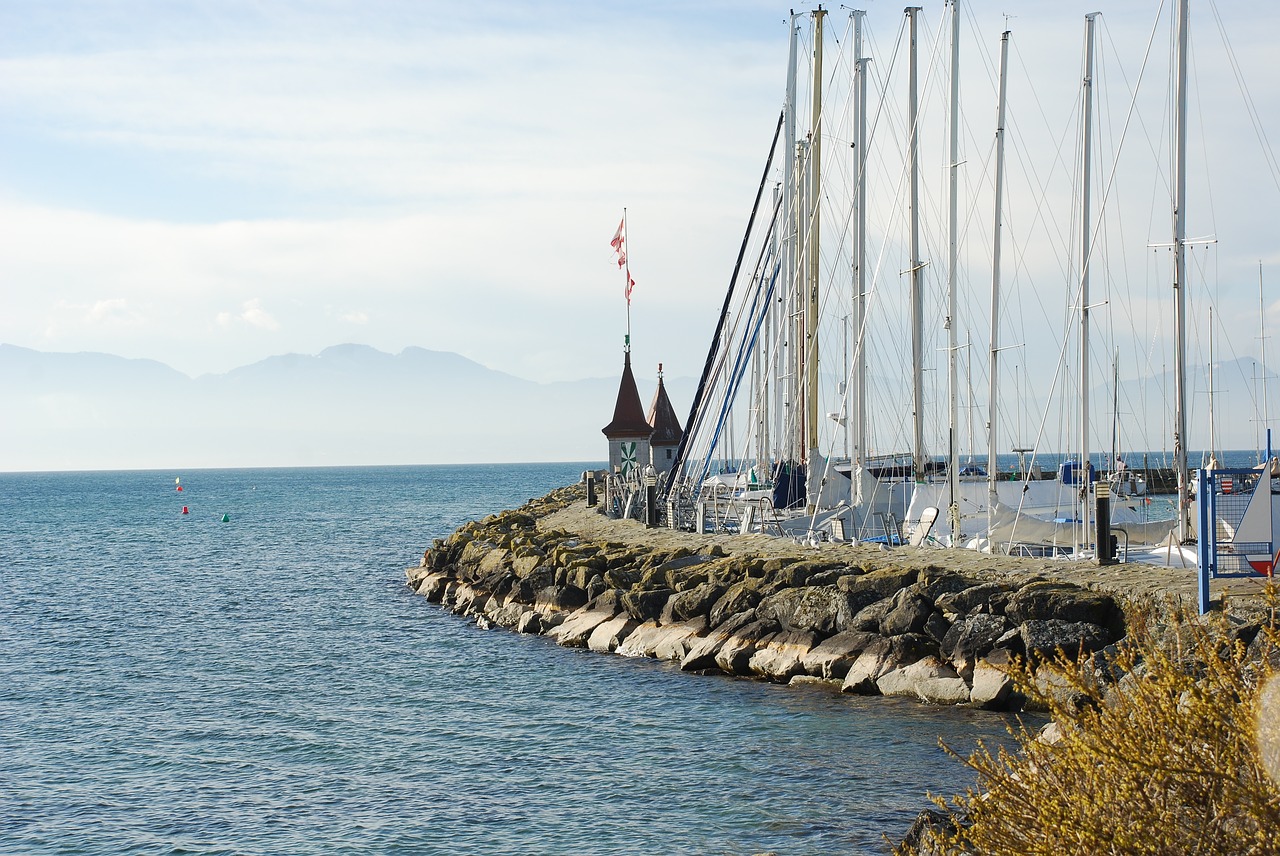 Image - lake port water landscape tourism