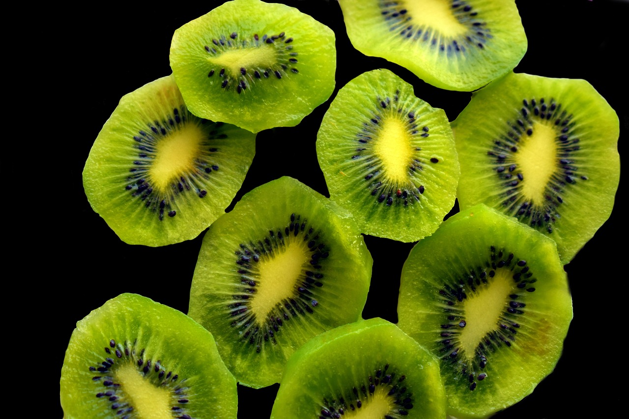 Image - kiwi fruit green sliced