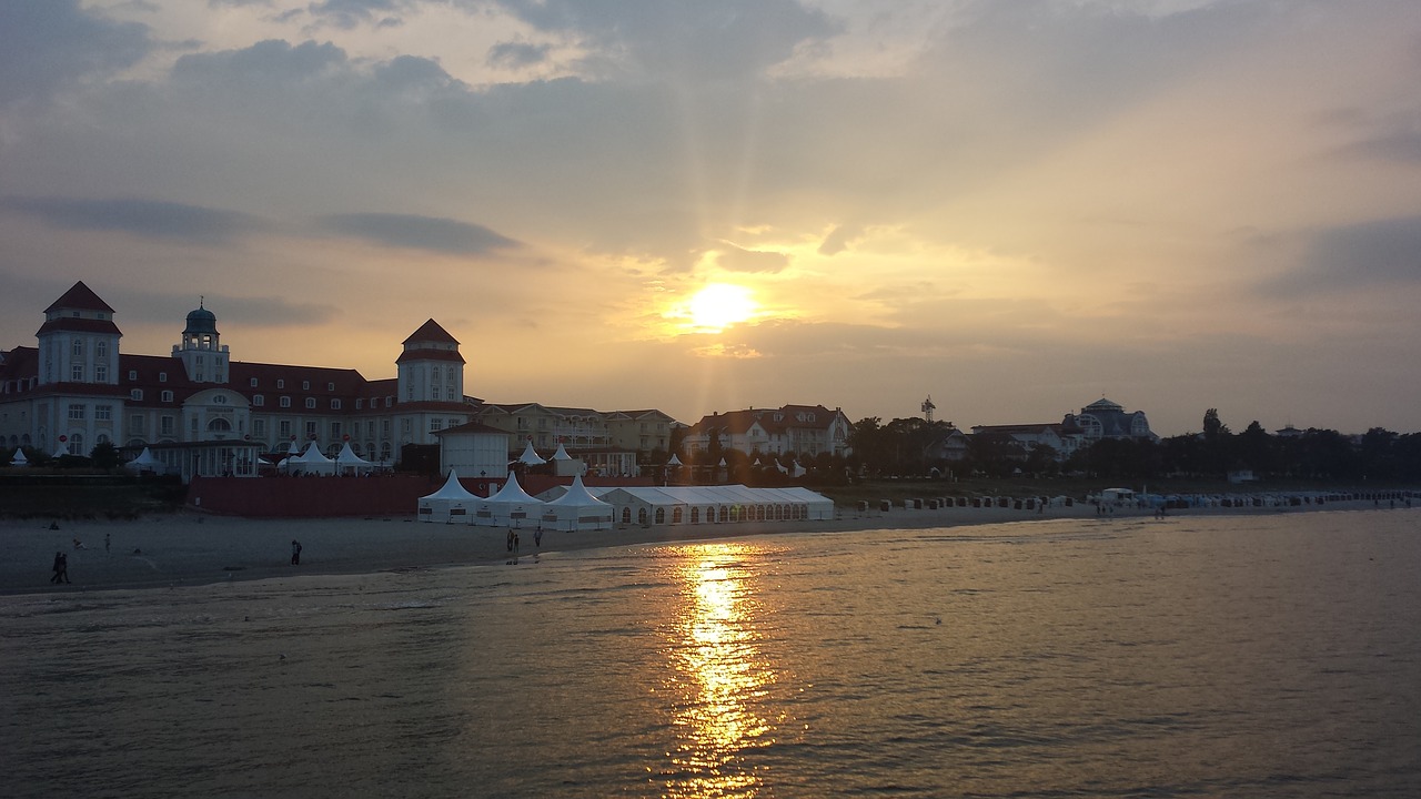 Image - sunset kurhaus holiday binz water