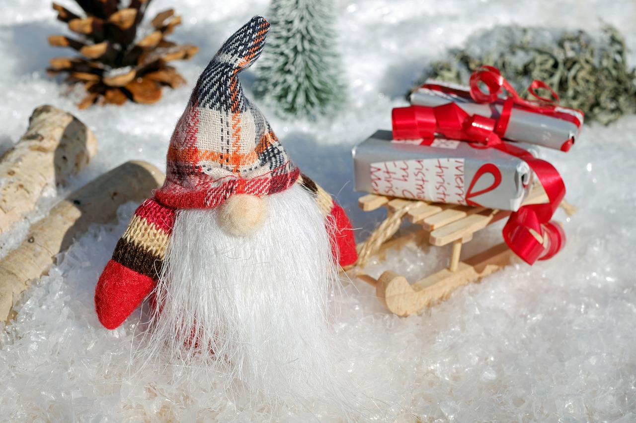 Image - santa claus christmas motif figure