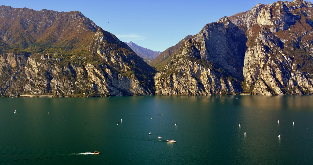 Image - lake landscape mountain garda