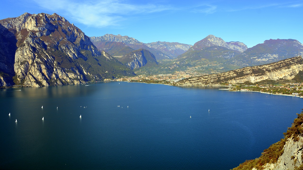 Image - lake landscape mountain garda