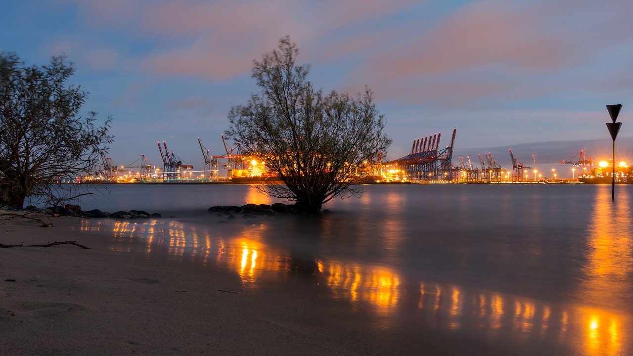 Image - elbe hamburg container ship port