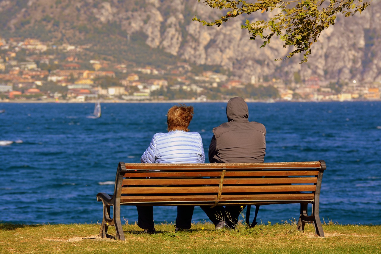 Image - solitude couple elderly think