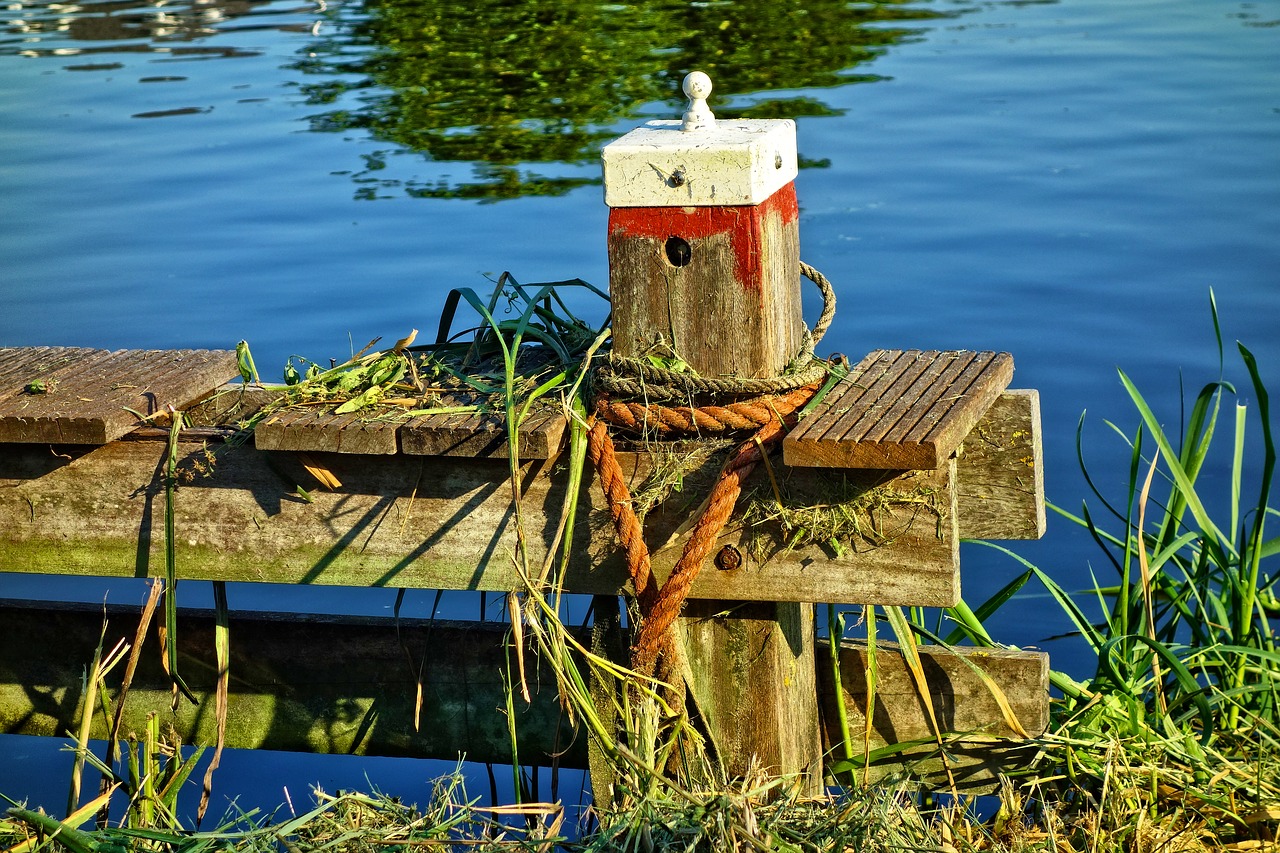 Image - jetty mooring post rope water