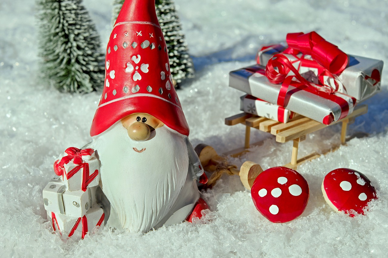 Image - santa claus christmas motif figure