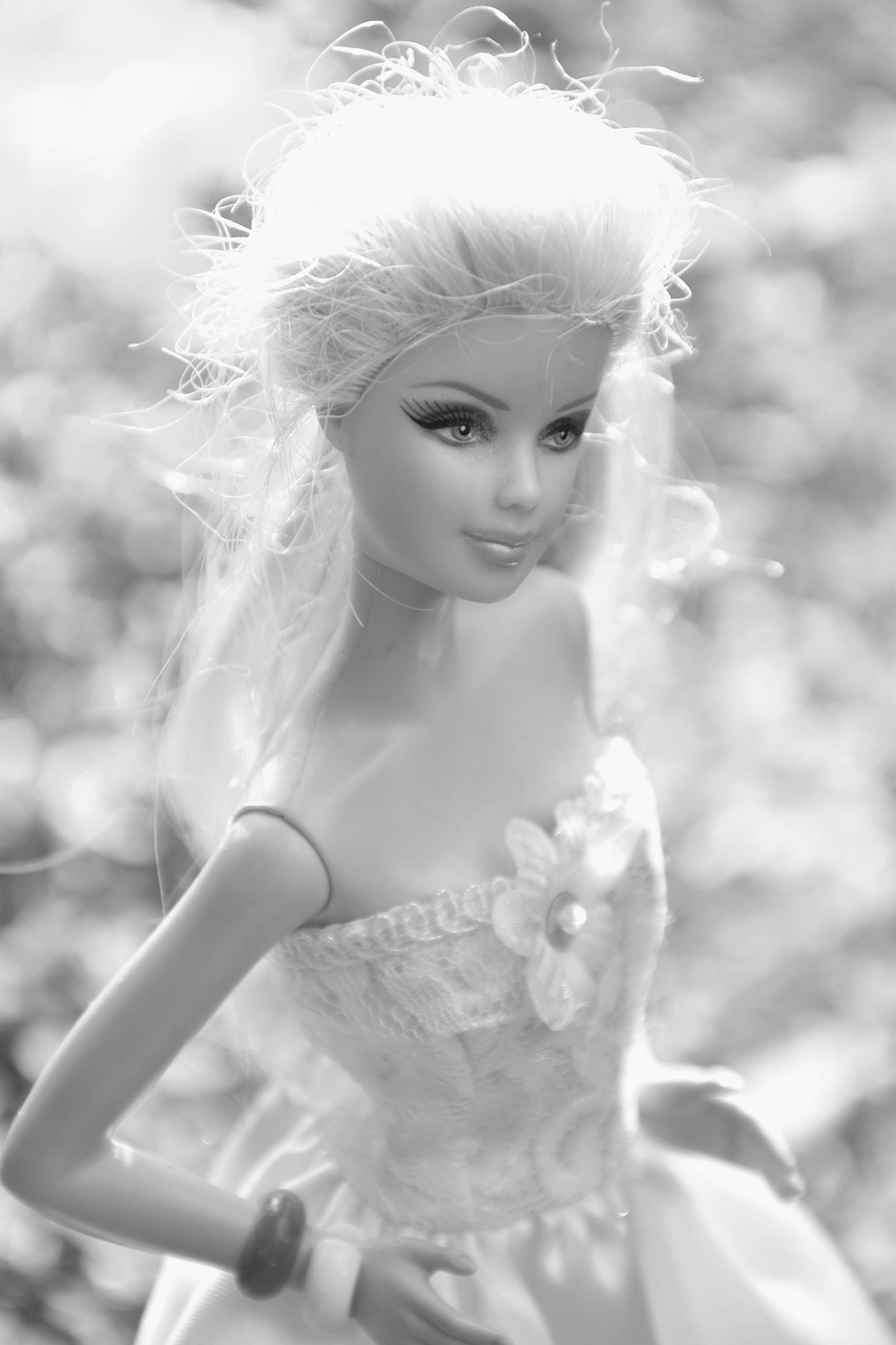Image - bride doll pretty garden white