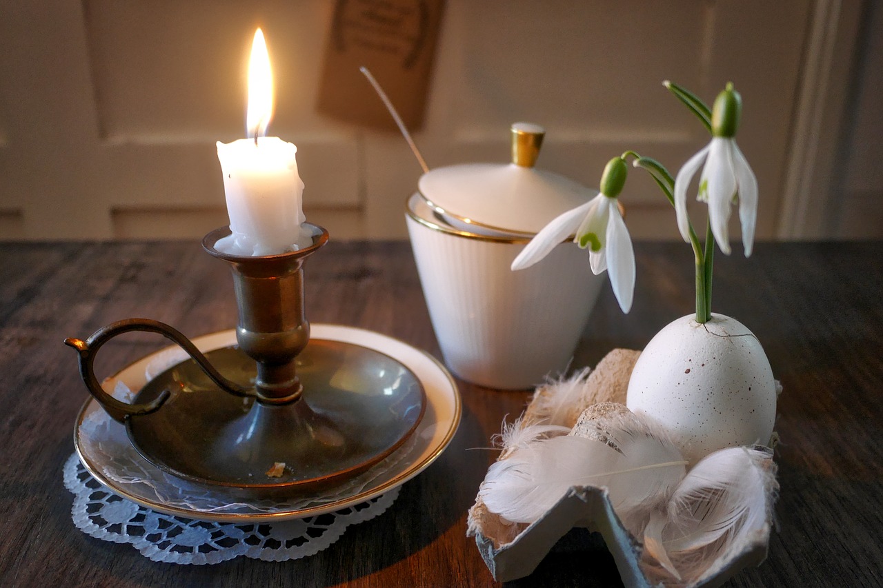 Image - candle egg feather sugar bowl