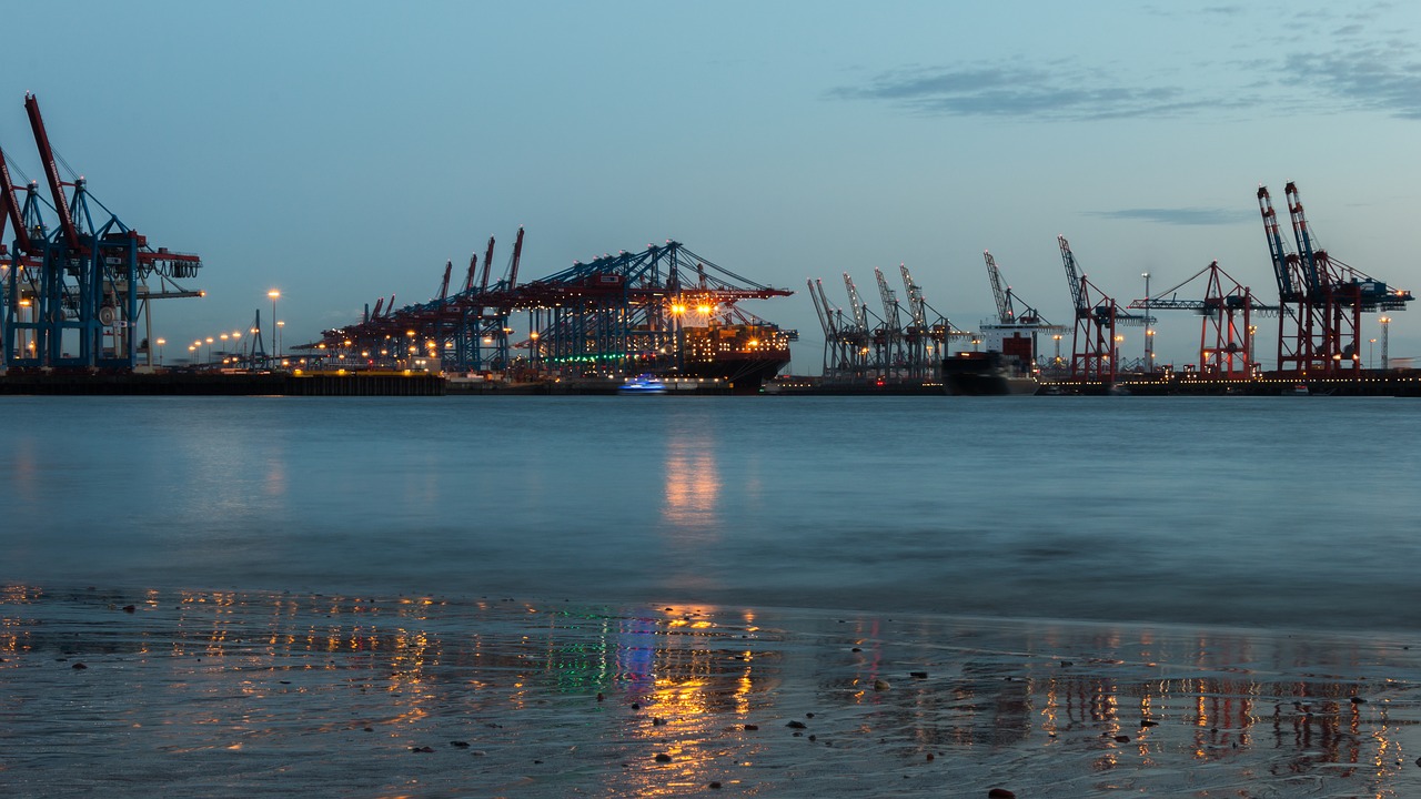 Image - hamburg elbe evening port ship