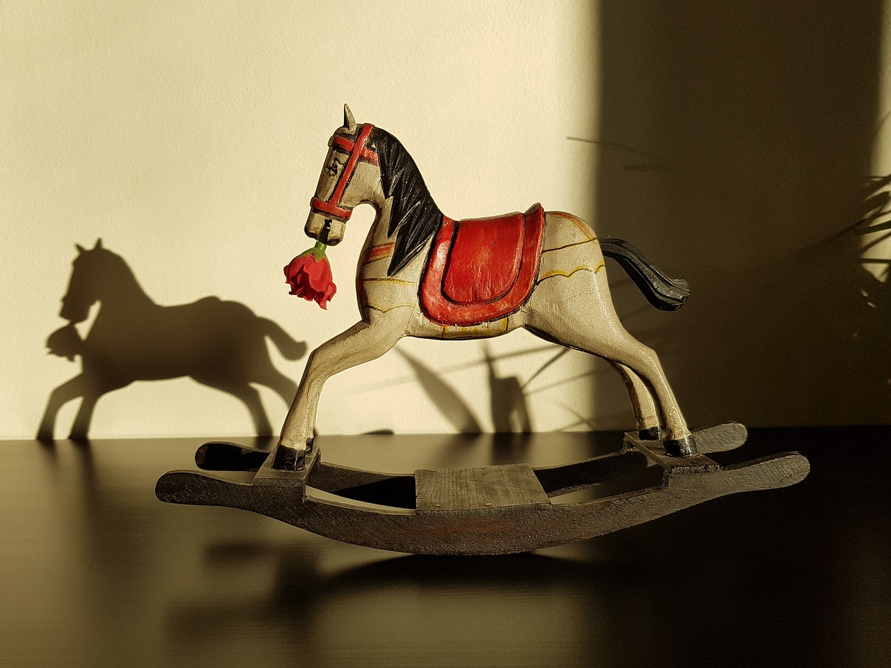 Image - rocking horse toy statuette