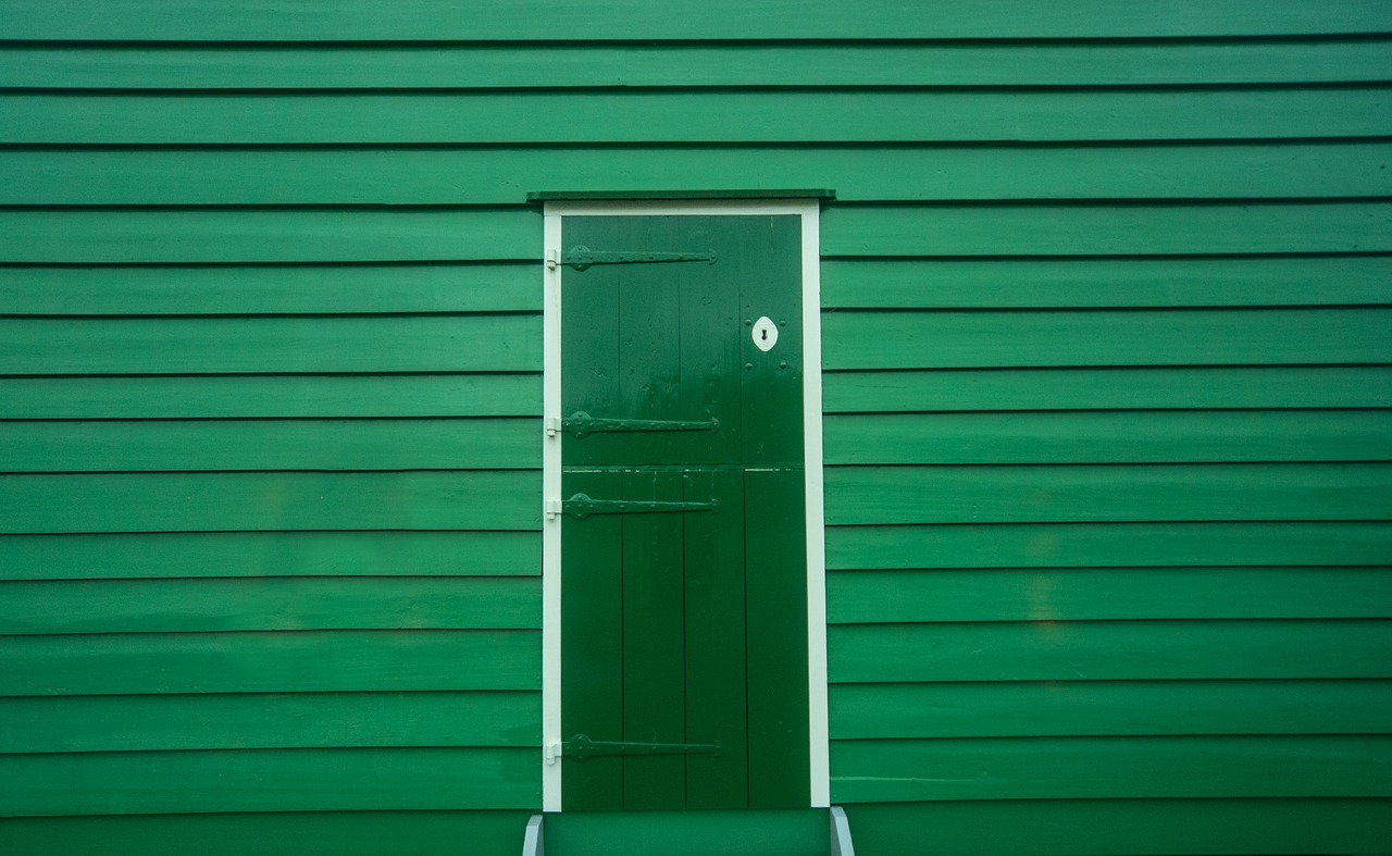 Image - green door wood entrance house