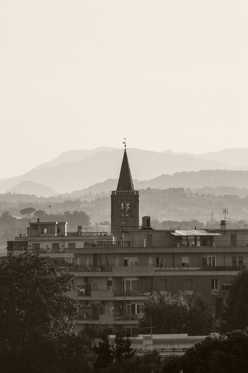 Image - church mountains rimini holiday