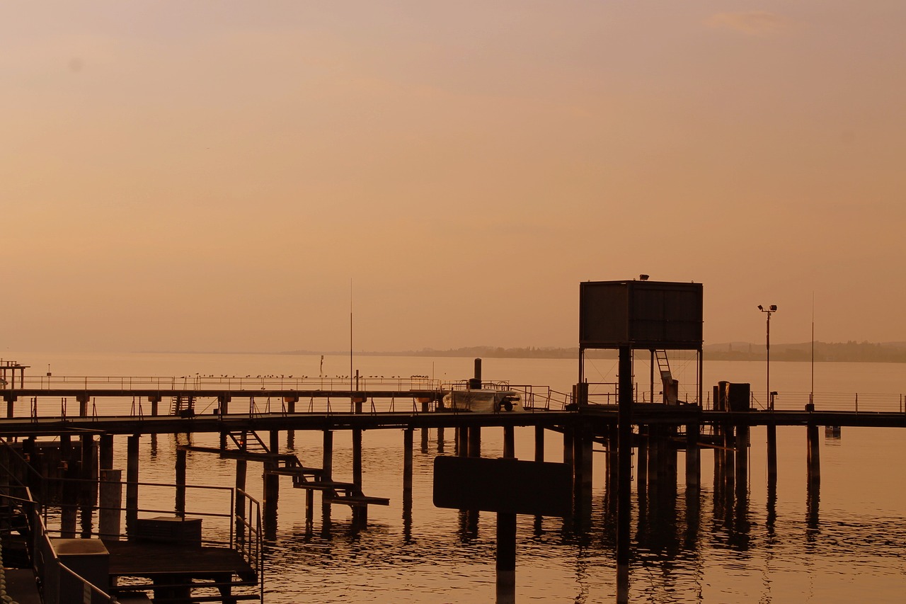 Image - lake sunset lake constance web