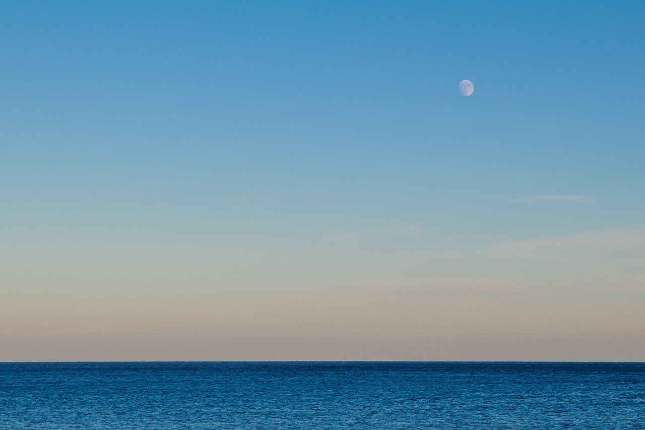 Image - horizon moon water sky blue ocean