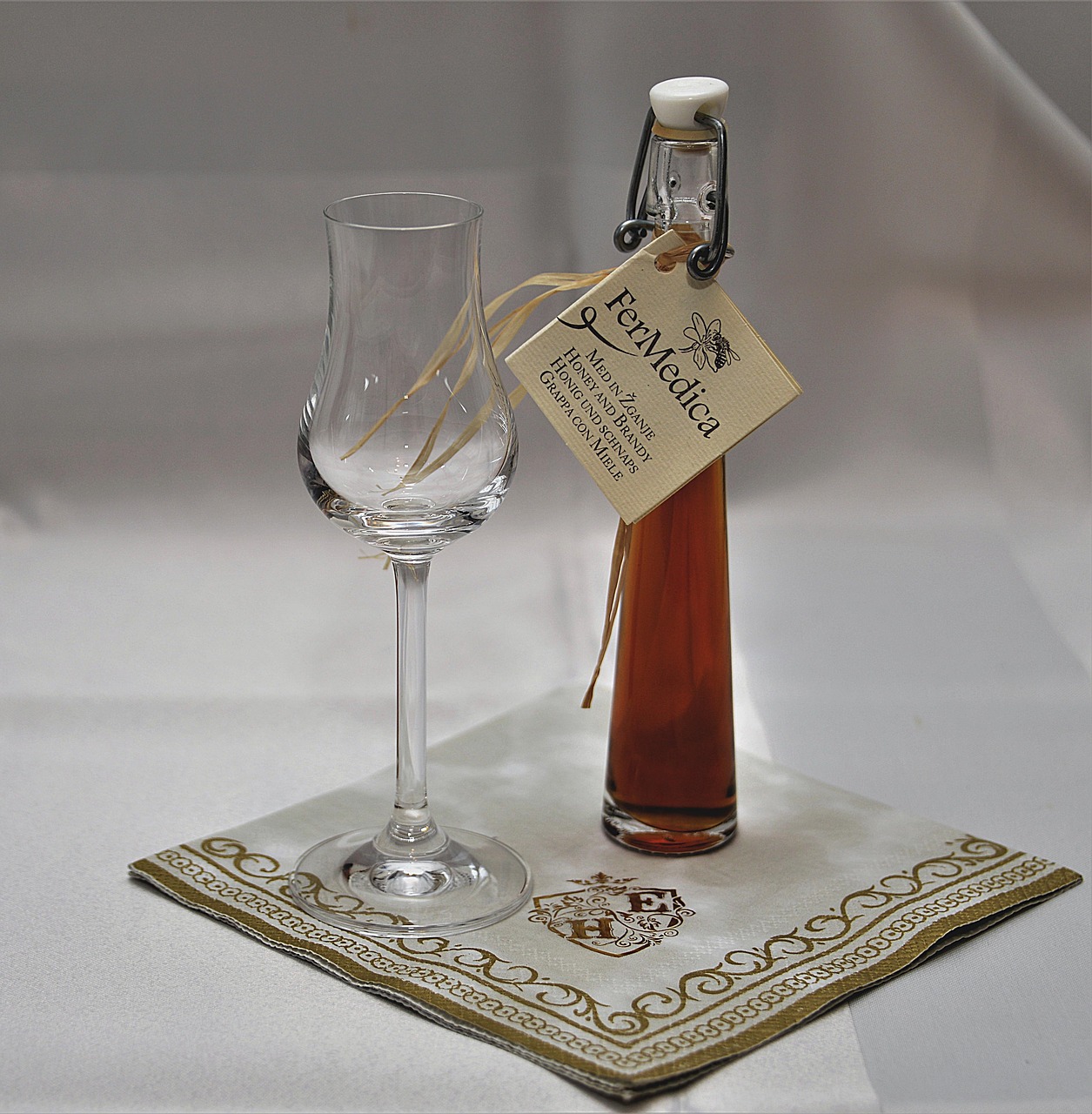 Image - glass liqueur napkin alcohol drink