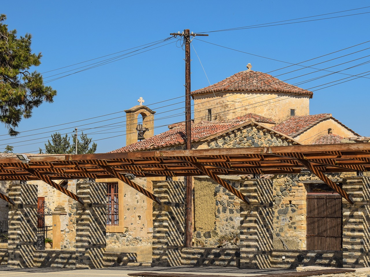 Image - church kiosk square architecture