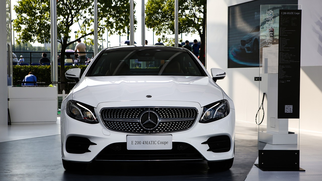 Image - car people view