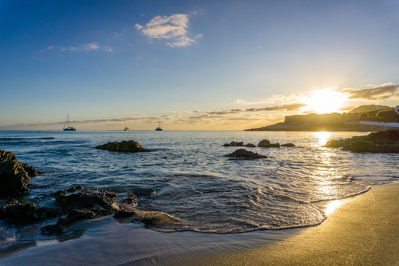 Image - mallorca booked balearic islands
