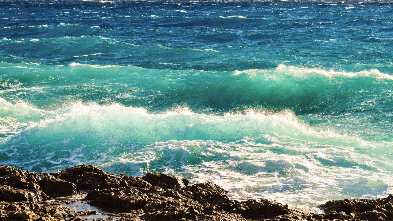 Image - rocky coast waves crushing sea