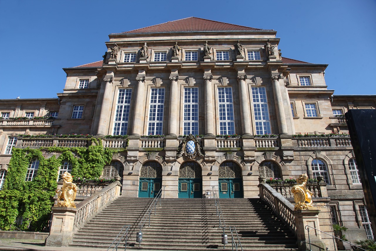 Image - the city hall of kassel historically