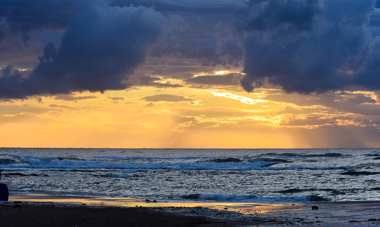 Image - italy sunset lights beach holiday