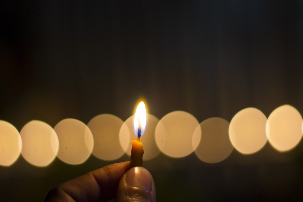 Image - candle light a candle bokeh dinner