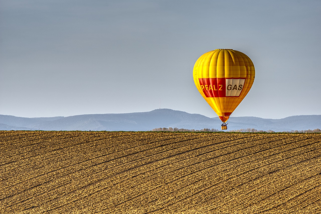 Image - balloon hot air balloon field