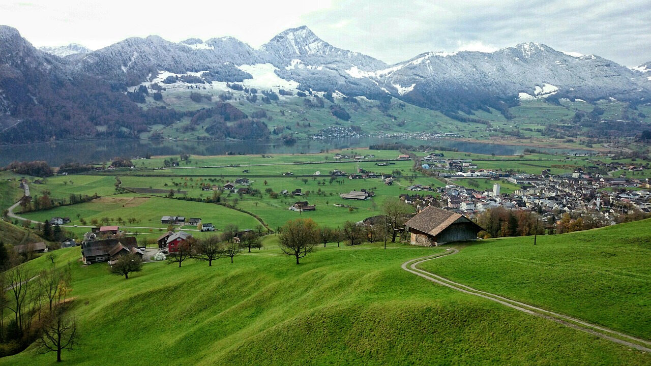 Image - the cold season snow mountains