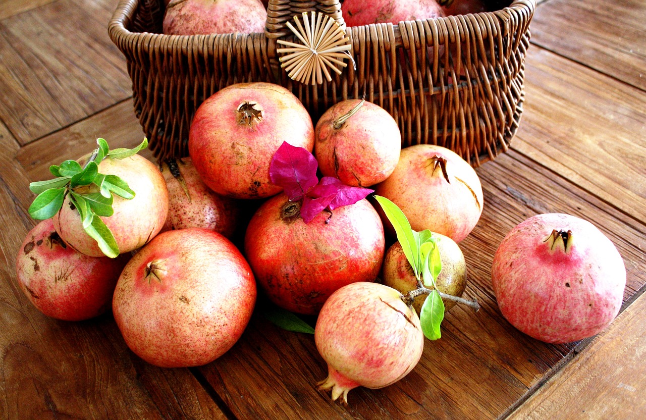 Image - fruit fruit of pomegranate grenades