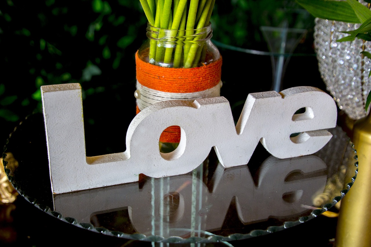 Image - decoration the word love love