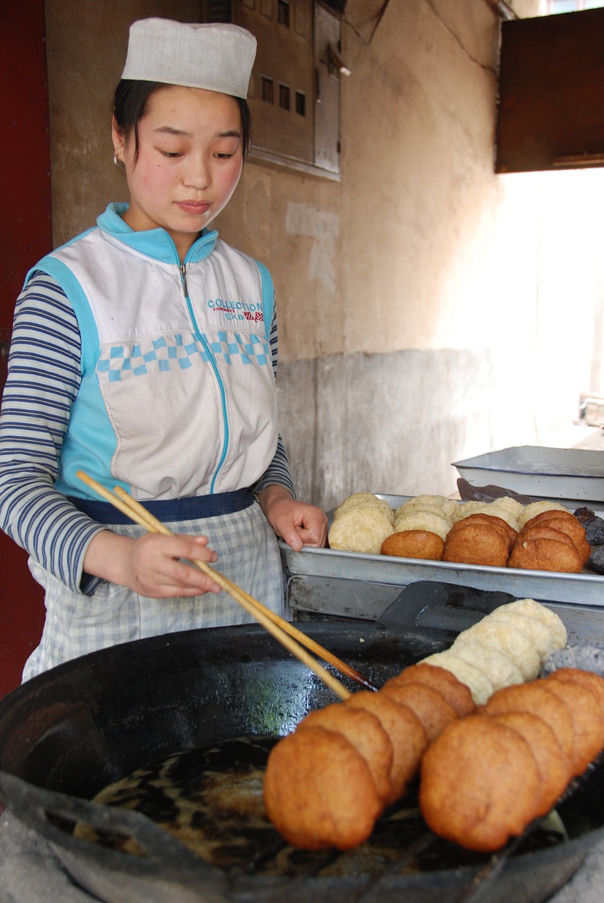 Image - food china woman cooking street