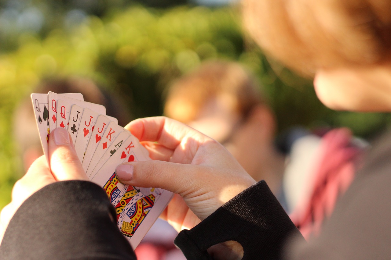 Image - cards doppelkopf hand play