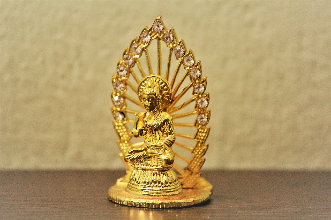 Image - buddha golden statue asia buddhism