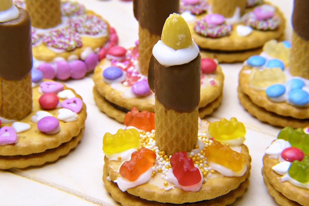 Image - cookies candle holders waffles