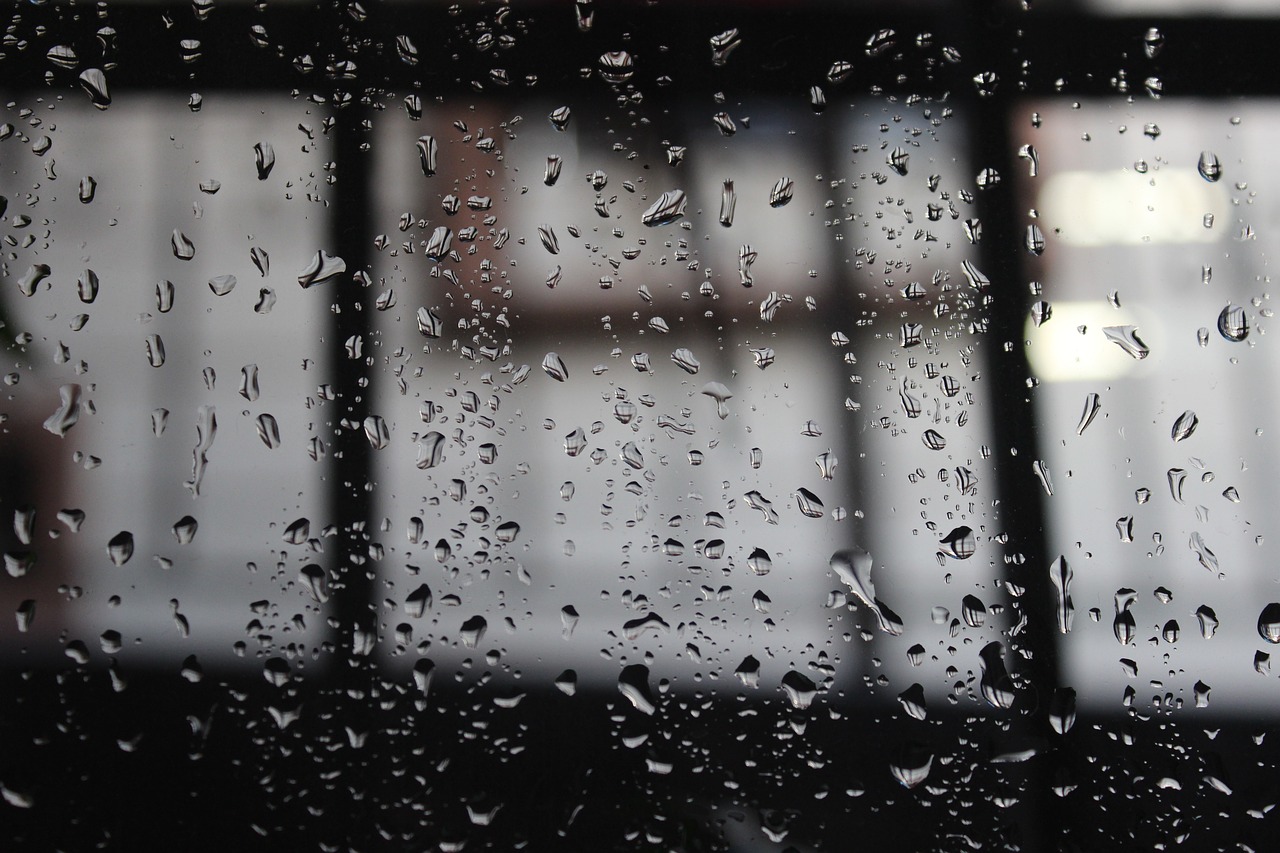 Image - rain drop glass background